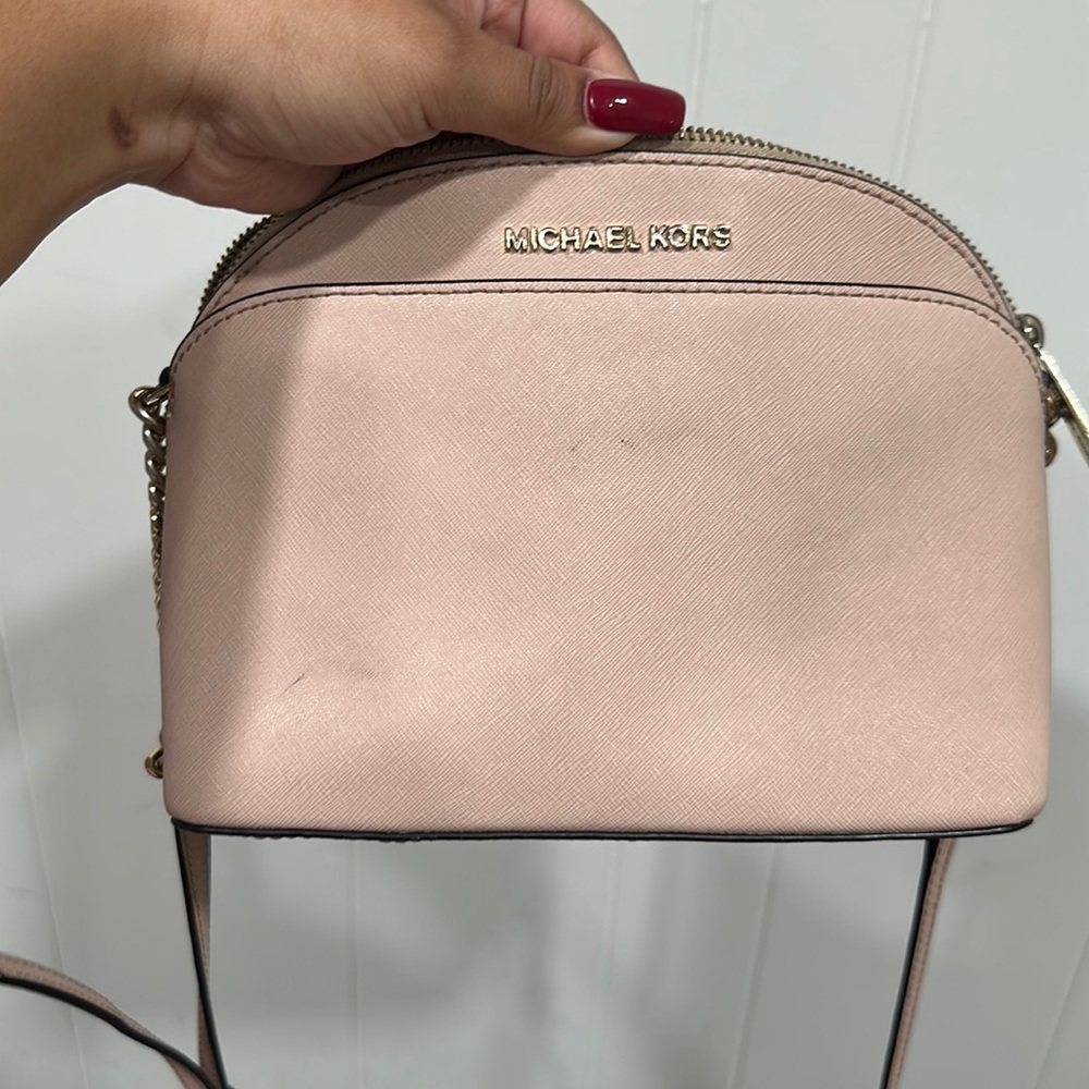 michael kors pink crossbody.  good condition